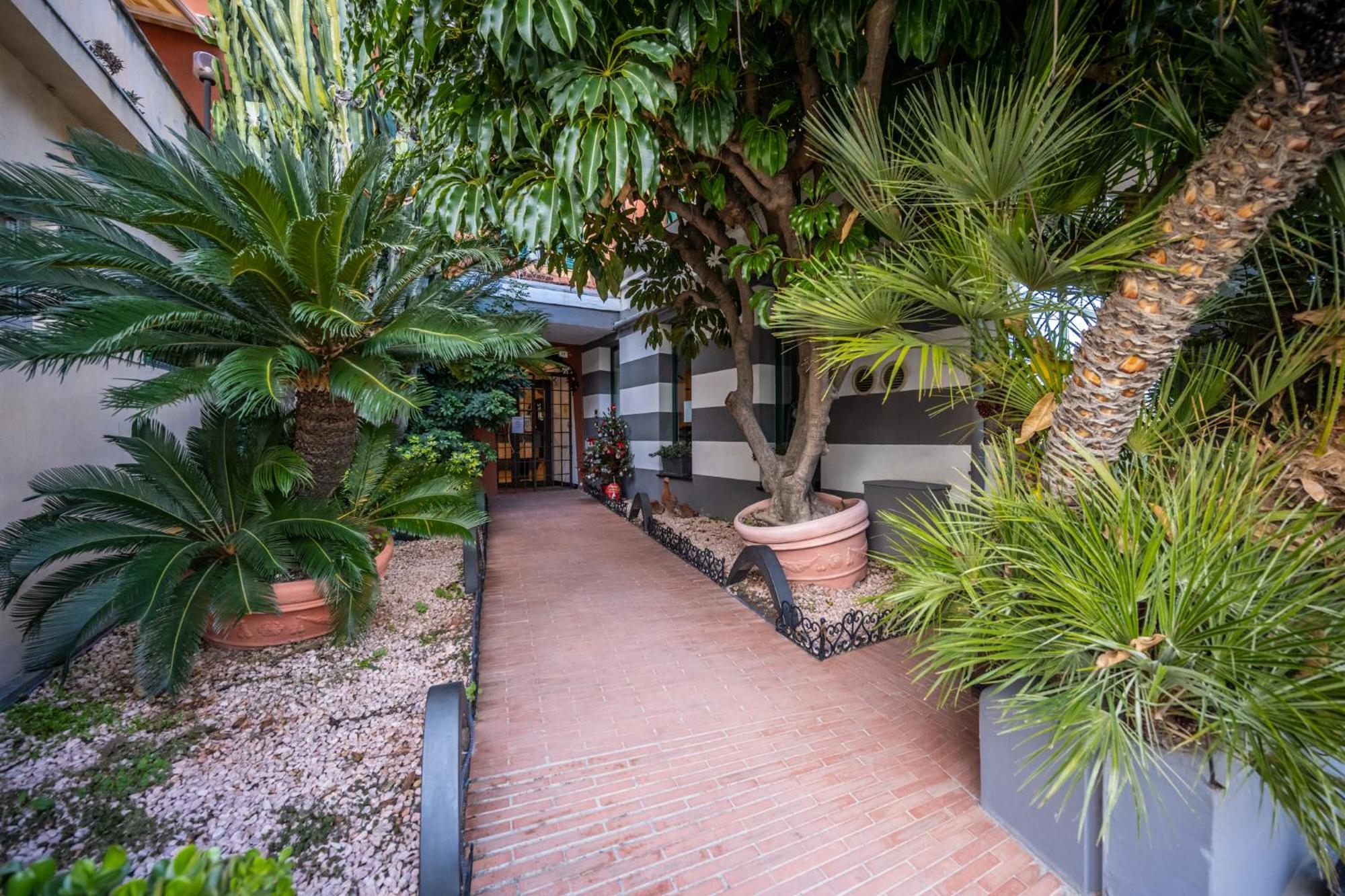 Residence Le Terrazze Alassio Exterior foto